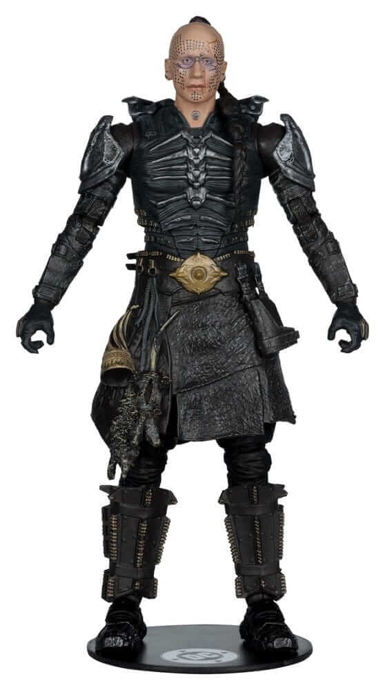 Supergirl (2026) DC Theatrical Deluxe Edition Actionfigur Krem of the Yellow Hills 18 cm in black armor.