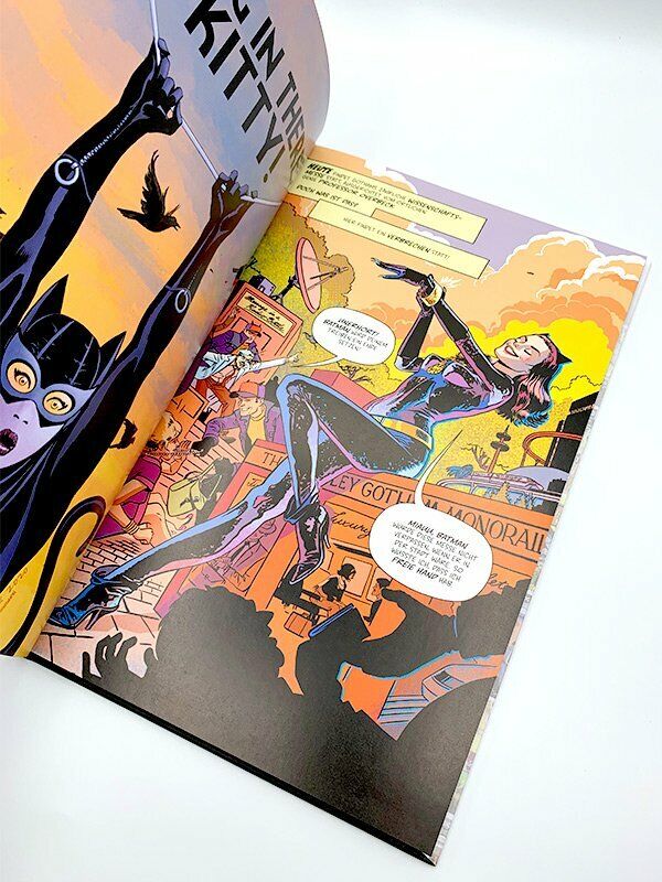 DC Celebration - Catwoman (Deluxe Edition)